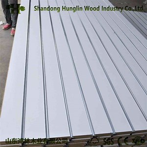 [Hot Item] Slatwall Panel/Slatwall/Slot Board Used for Surpermarket Display