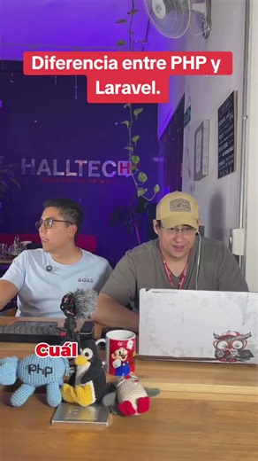 Diferencia entre PHP y Laravel. #php #laravel #desarrollodesoftware #framework #programadores
