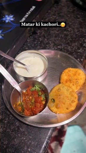 Matar ki kachori 😋😍 | Home style kachori | #shorts