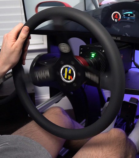 Explore Floating Center Caps for Sim Racing