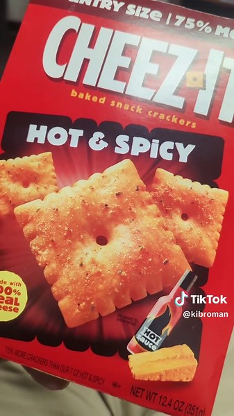 bring back the old hot and spicy cheeze it's #food #cheezeit #kelloggs