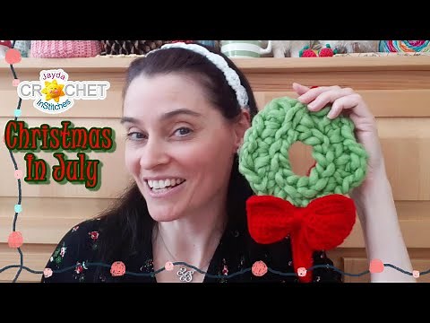 Wreath with Bow Ornament - Crochet Pattern & Tutorial - Christmas In July
