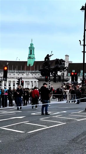 London Street Walk Westminster walking tourist #londonattractions #travel #london #welcometolondon