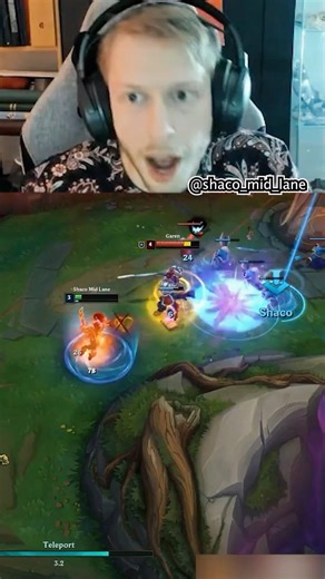 200 IQ Shaco Missplay #leagueoflegends #leaguehighlights #league #leaguecontent