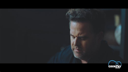 Who else is glad David Nail is back with new music? "If I Could Call" is playing on TCN - tune-in to watch country music videos 24/7! | The Country Network