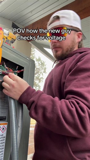 When the new guy says he doesn’t use a volt meter 😂 posting daily! Lemme know if you’ve ever seen anyone do his 😂😂 - - - - - #worklife #bluecollar #construction #hvac #funny