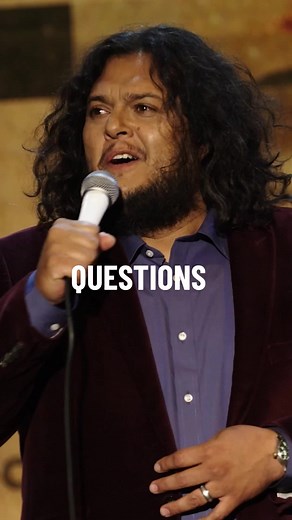 Latino Stand-Up Comedy: Asking Questions on Stage