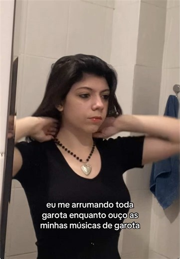 só na suavidade #motionlessinwhite #metalhead