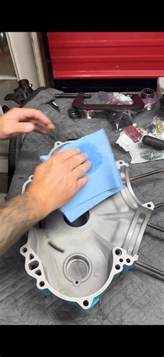 73K views · 973 reactions | Case set up for the 128 softail build. Darkhorse crank and bamco bolts will finish this case off in the next video. #evilironcustoms #softail #darkhorsemoco #bamco and for the nerds upset about not seeing torque procedures in a time lapse we added a section for you at the end of the video. | Evil Iron Customs | Facebook