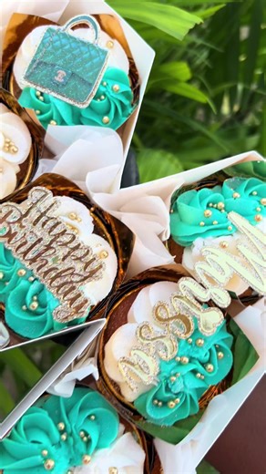 Cute Small Letter M Cupcake Box for Special Occasions