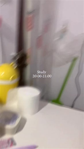 Yurina on Instagram: "The best app to visualize your vocab @capwords_app #capwords #capwoardsapp #study #takenotes📝 #takenotes #studytok #fyp #notes #studytime📚📖✏️😇 #learner #korean #한국어 #vocabulary #app"