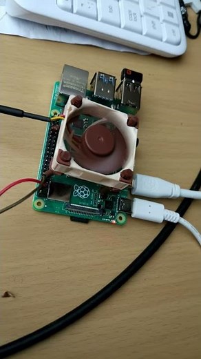 Quick and easy Raspberry Pi 4 cooling solution.
