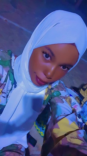 Nafsa muuh😝🤪 (@nafsa.muuh)’s videos with original sound - Horayzone Beats