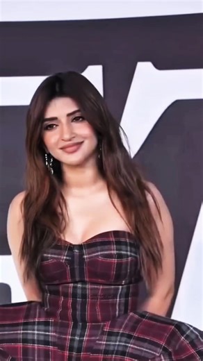 sreeleela mam// kuchhinamart baby song ❤️💙🤍Sree ma'am #shortsfeed #mylove #dance #saipallavi