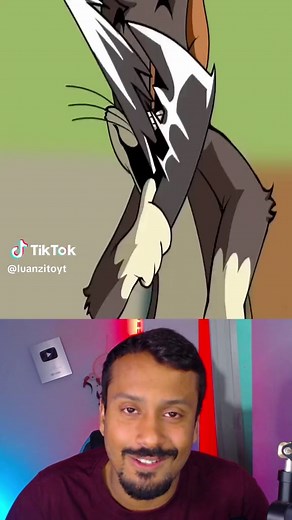 História de Tom WB Splatter e 1945 Tom Explicada!