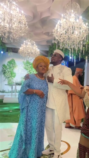 Actor, Toosweet wedding: The groom and his mother dance | Theinfong