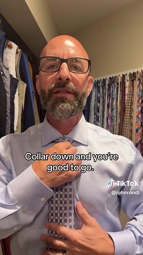 How to Tie a Shelby Knot for a Bold Look