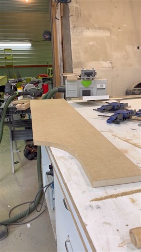 Making some curved end panels 👌 Using the first one as a template for the second one so they match perfectly | Beaver Creek Customs