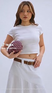 20K views · 133 reactions |  GRAND SALE   CN - EMILIO BARREL BAG ITEM CODE: EM<COLOR> Original Price: ₱3,690.00 NOW: ₱3,390.00 To avail, comment/reply the item code: MINE EMBLACK MINE EMCHESTNUT MINE EMBURGUNDY MINE EMGREEN MINE EMBLUE MINE EMBROWN Sale runs until December 31, 2025. Shop now! ️ | ELGA Fashion Collection | Facebook