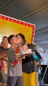 5.2K reactions · 19 shares | Đang ăn sinh nhật thấy có đoàn lô tô mình nhào dô luôn ha 藍 1 năm có 1 cái sinh nhật à, mình ào ào lên cho nó có kỉ niệm nà =)))))))  | Huỳnh James x Pjnboys | Facebook