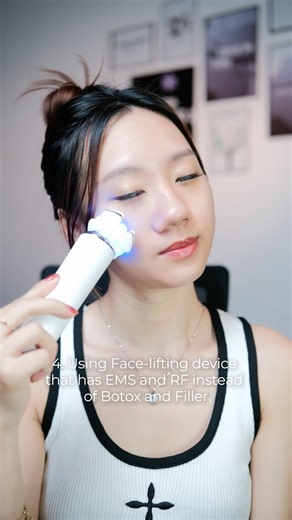One of my beauty tips i'm taking to 2025 is.... Halio RevitaWave Skin Rejuvenator — one sleek device powered by 5 next-gen technologies to solve every glow-up goal. ✨ EMS lifts & sculpts. ✨ RF sparks collagen renewal. ✨ Sonic vibration boosts circulation. ✨ Triple LED therapy 🔴 Red light → softens lines 🟢 Green light → fades dark spots 🔵 Blue light → fights acne Ready for your most radiant skin yet? Shop now 👉 https://halio-sonic.com/collections/all/products/revitawave-skin-rejuvenator #Hali