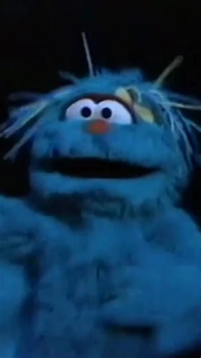 Sesame Digest - Publicly Archiving Live Ent News & History on Instagram: "From 1993 to 2004, Rosita originally had wings attached to her arms. While creating the character of Rosita in 1990, puppet builder Ed Christie added them as a symbol of female empowerment. The idea was that Rosita could do things the other monsters couldn’t. A built-in superpower unique to her species. And yes, Rosita could actually fly with them. Sometime in the early 2000s, those wings were quietly removed by Sesame Wor