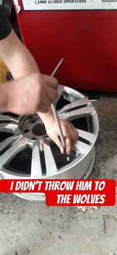 Installing the valve in the rim