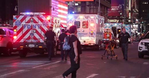 17-year-old charged in Times Square shooting that injured 3