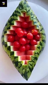 66K views · 355 reactions | Watermelon amazing carving #watermelon #watermelonchallenge #fruitlover#foodcarving #carvingart#fruitcarvingwatermelon #reelsfbpage | FOOD ART | Facebook