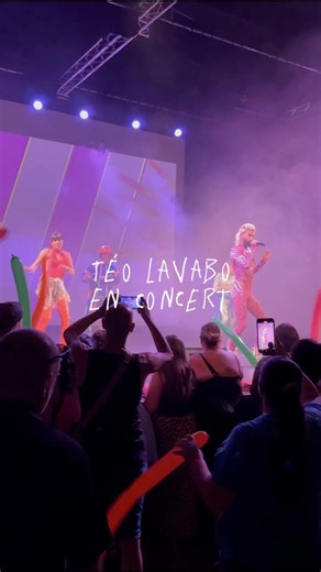 Téo Lavabo en concert avec toute la famille, c’est ça… ✨🎤 #teolavabo #concert #musique #chipolata | Téo Lavabo