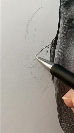 "1,000 Lines, 1 Face | The Magic of Cross Hatching Revealed"