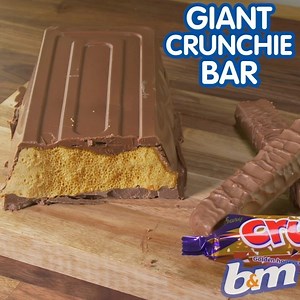 608K views · 4.5K reactions | We've supersized our #Crunchie to make it GIANT! It might look complicated but it's really not; it's a brilliant treat to make to pass the time! WHO fancies trying this at some point this week? You can find the recipe here: https://www.bmstores.co.uk/recipes/giant-crunchie-bar | B&M Stores | Facebook