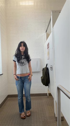 AYYYY FLIP FLOP SEASON | Flip Flop