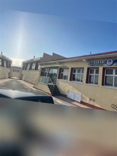 📣 Bienvenue chez Porto Rico ! 🍽️ Envie de saveurs authentiques et d’une ambiance conviviale ? On vous accueille tous les jours de 11h30 à 23h30 sans interruption ! Que ce soit pour un déjeuner ensoleillé, un dîner entre amis ou un moment gourmand en famille… vous êtes toujours les bienvenus ❤️ 📍 Restaurant Porto Rico ⏰ Ouvert de 11h30 à 23h30 On vous attend avec le sourire 😄 #PortoRicoRestaurant #BienvenueChezNous #CuisineAvecAmour #OuvertTousLesJours