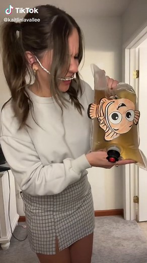 I'm a Piranha Living in the Amazon | Finding Nemo Darla