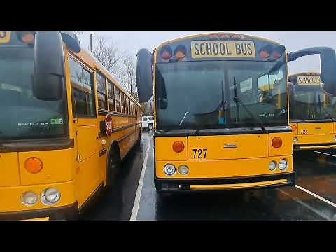 2010 Thomas HDX Tour and Walk Around | Bus 727