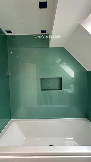 1.4K views | METALLIC SHOWER SPLASHBACK  You don't have to sacrifice style to keep your bathroom looking sleek and modern! Our metallic shower splashback is the perfect way to add a touch of sophistication and glamour to your bathroom. GET YOUR FREE QUOTE HERE: https://www.creoglass.co.uk/bathrooms/shower-splashbacks #shower #splashback #modernbathroom #style #homeupdate #creoglass | CreoGlass | Facebook