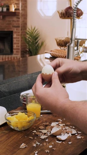 Nellie’s Free Range eggs come from healthy hens raised on family farms with plenty of room to roam outdoors under sunny skies. | Nellie's Free Range