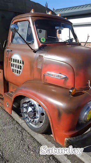 1954 Ford Cabover C-600 COE Truck with Aloca 22.5 milled down and custom billet adapters