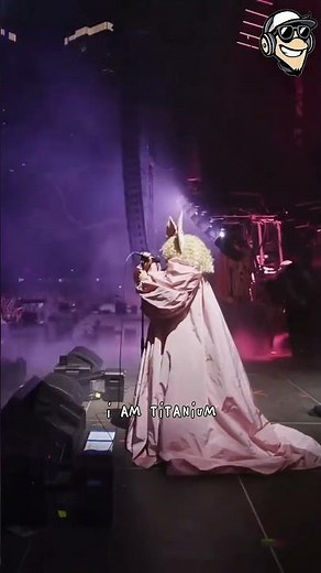 Sia x David Guetta Perform “Titanium” LIVE at Ultra 2025 🔥🎤✨