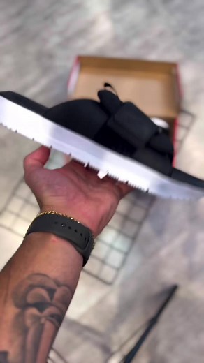 Nike Asuna 3.0: Estilo e Conforto em Calçado Masculino