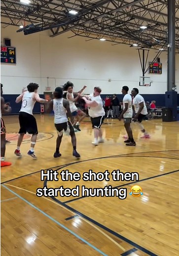 GET OUT THE WAY 😤 (@Thecameronschmidt) #basketball #basketballtiktok #hoops #funny