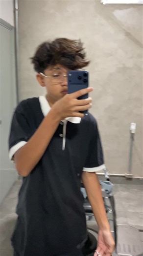 Tutorial de Manobras com Tesoura para Barbeiros