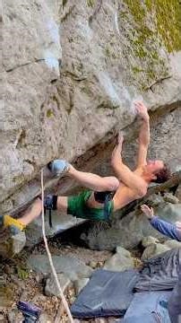 Celestite 8C ⚡ flash #bouldering | Adam Ondra