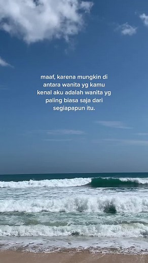 Waves Crashing on a Beach - Relaxing Ocean Sounds