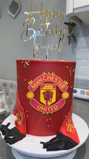 Delicious Manchester United Cake Creation