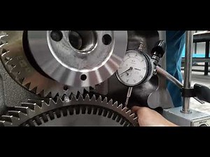 Check backlash gear camshaft and gear crankshaft #mtu #diesel #mechanic #turbo