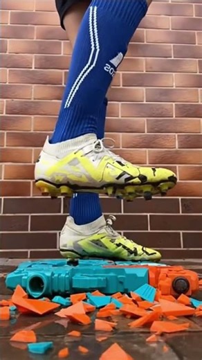 Asmr legs #asmr #asmrlegs #visualasmr #relax#sleep #notalking