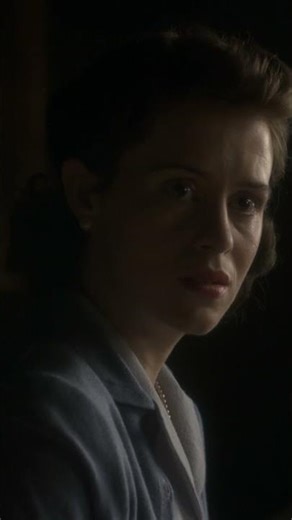 To Do Nothing Is The Hardest Job Of All | The Crown (Claire Foy, Eileen Atkins)
