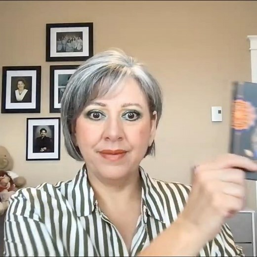 A dramatic eyeshadow look created with eyeliner around the periphery of the eye. #shorts